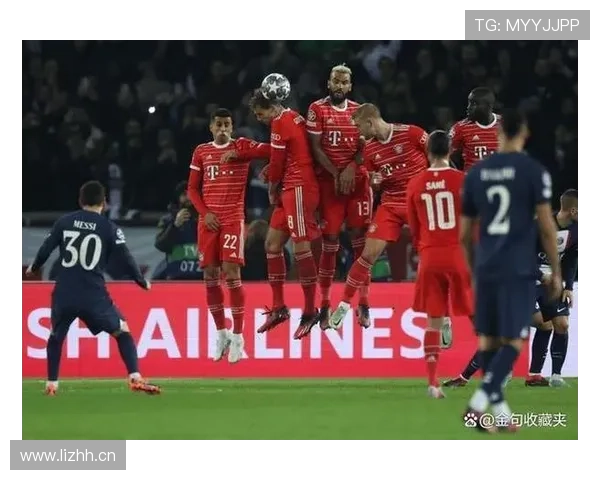 拜仁防线问题持续,防守不稳对争冠形势产生影响,球队稳定性面临考验 拜仁防线问题持续,防守不稳对争冠形势产生影响,球队稳定性面临考验