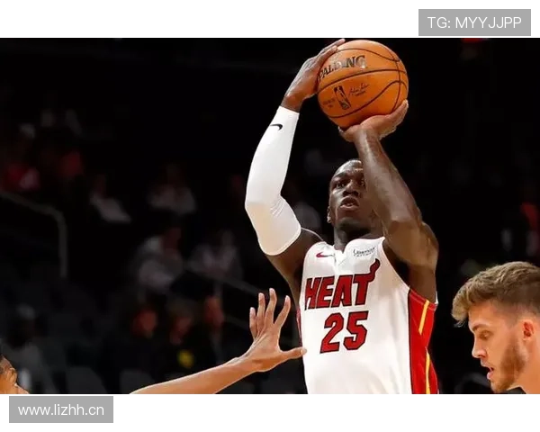 迪瓦茨高效背身单打提升湖人内线攻防差异